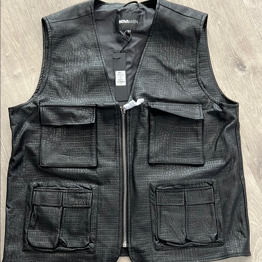 Black Crocodile Pattern Vest